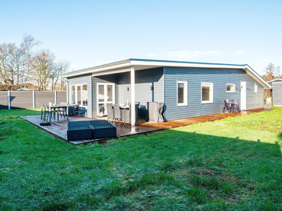 Two-Bedroom Holiday Home In Borkop 9 Egeskov  外观 照片