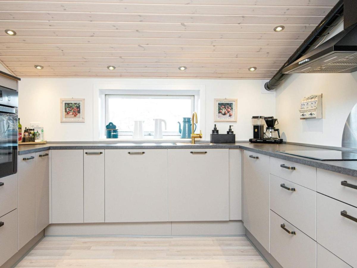 Two-Bedroom Holiday Home In Borkop 9 Egeskov  外观 照片